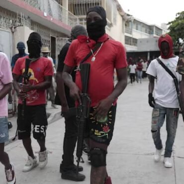 Haïti – Collusion avec les gangs : NEHRO appelle à la démission de Frantz Elbé à la tête de la PNH suite à l’assassinat des missionnaires américains (audio)